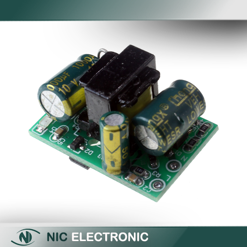 مبدل ولتاژ AC TO DC 5V 700MA
