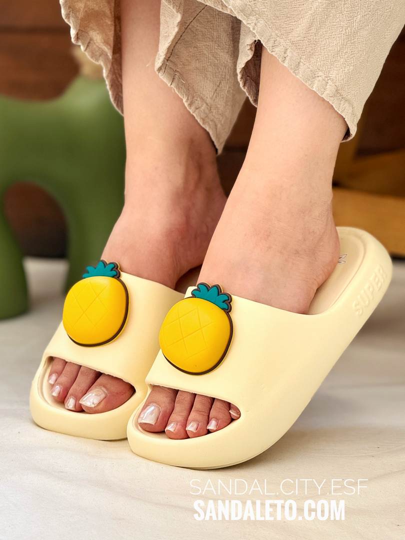 دمپایی زنانه لژ دار تینا - شیری, 40