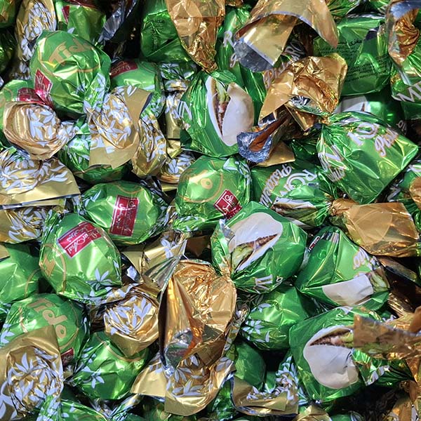 کاکائو مغز پسته شیرین عسل