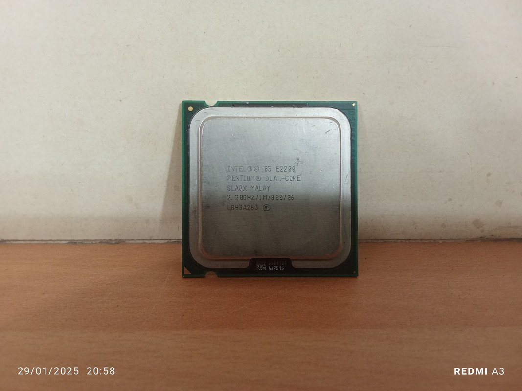 سی پی یو اینتل پنتیوم DUAL CORE E2200 2.20GH(استوک)