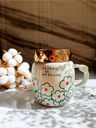 ماگ دربدار طرح گل - درب آینه ای - در 4 رنگ