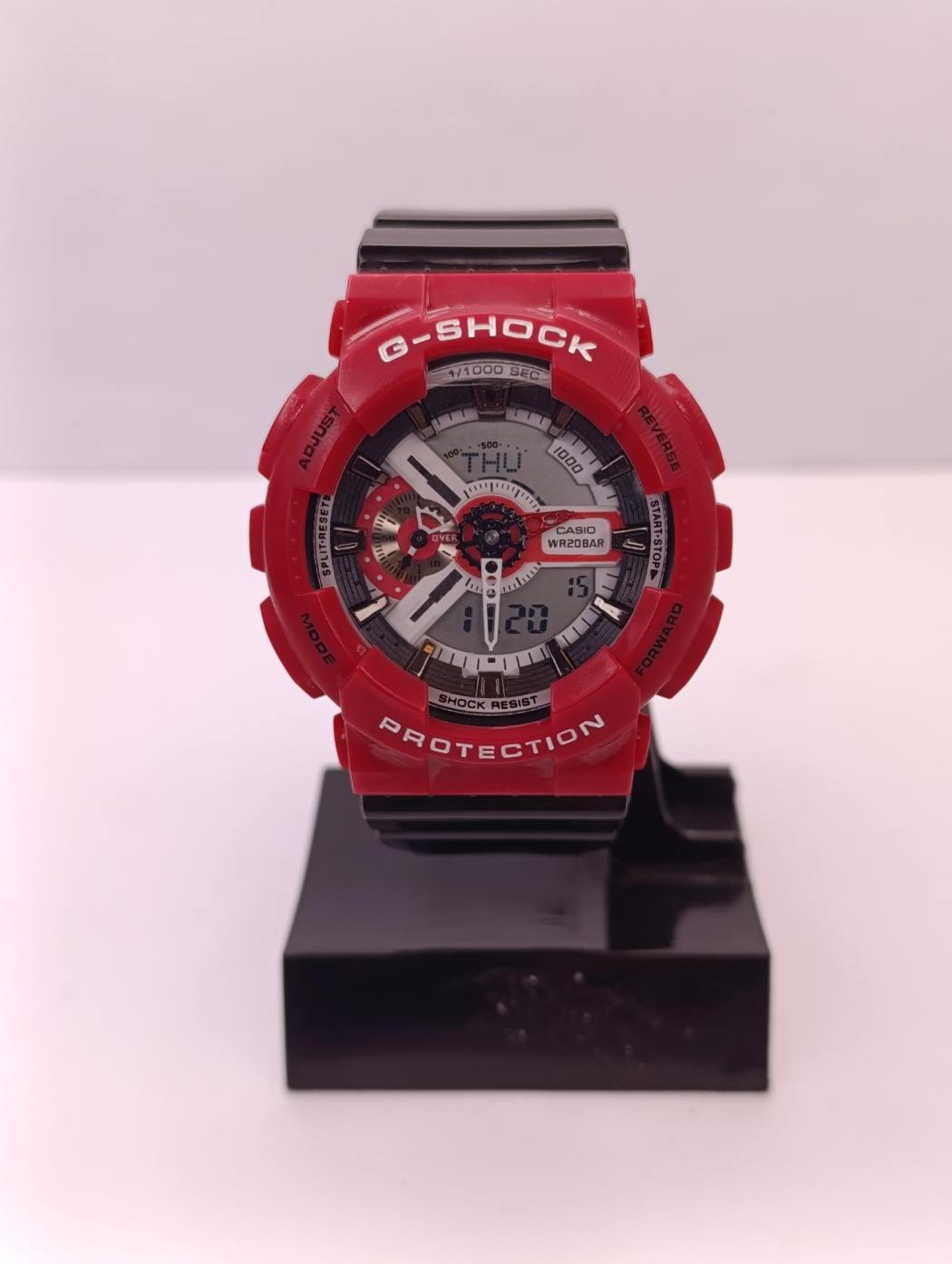 ساعت مردانه جی شاک قاب قرمز بند مشکی مدل G-SHOCK ga-110