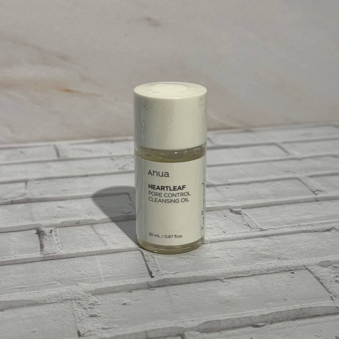 روغن پاک کننده و کنترل منافذ آنوا حاوی عصاره هوتونیا کوردتا 20 میل Anua Heartleaf Pore Control Cleansing Oil