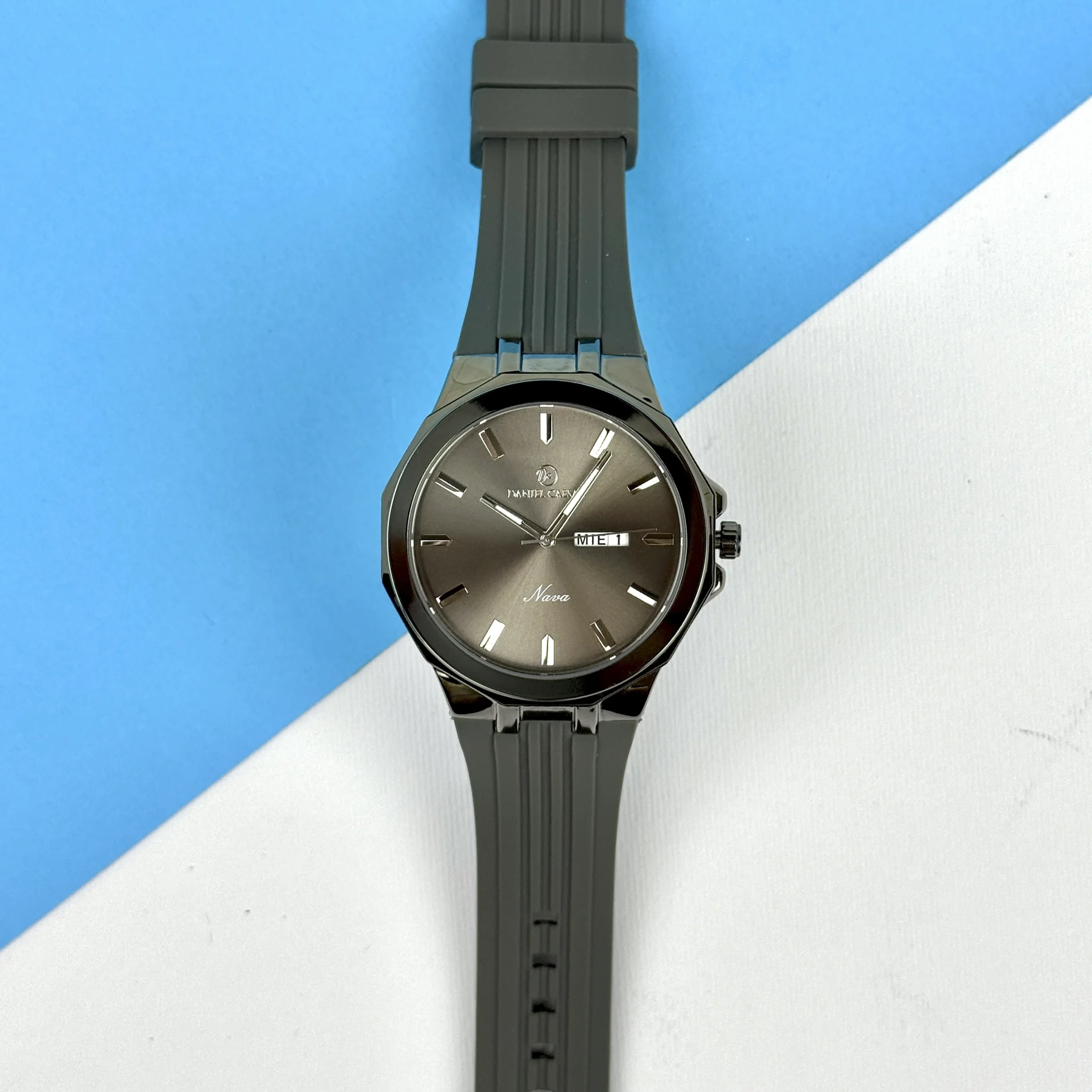 ساعت مردانه دنیل سزار DANIEL CAESAR DC1328G
