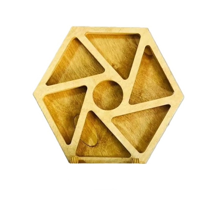 اردوخوری شش ضلعي 7 خانه چوبي آكين
