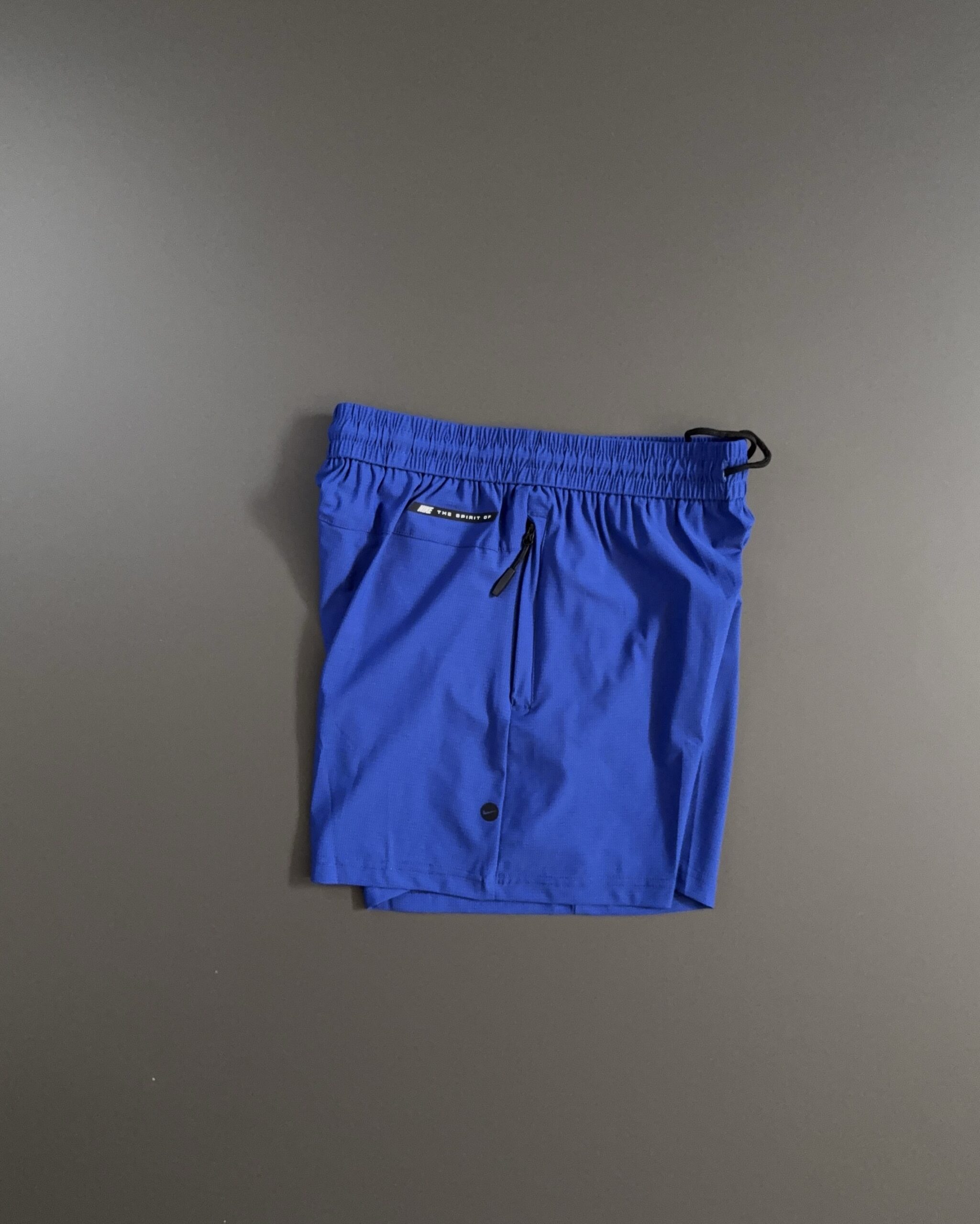 شلوارک ورزشی مردانه نایک Dri-FIT | پارچه کشسان و سریع خشک شونده - آبی, l