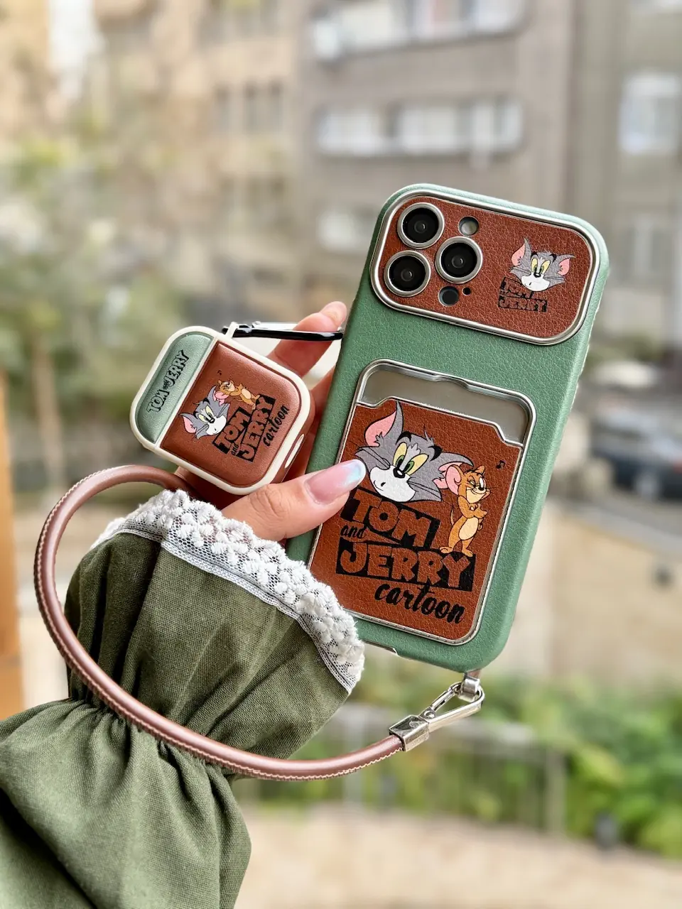 قاب تام و جری