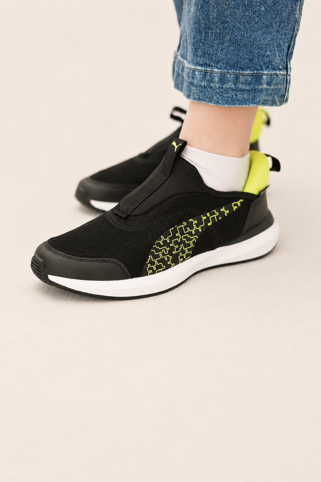 کفش روزمره پوما Kruz ProFoam SLIPTECH