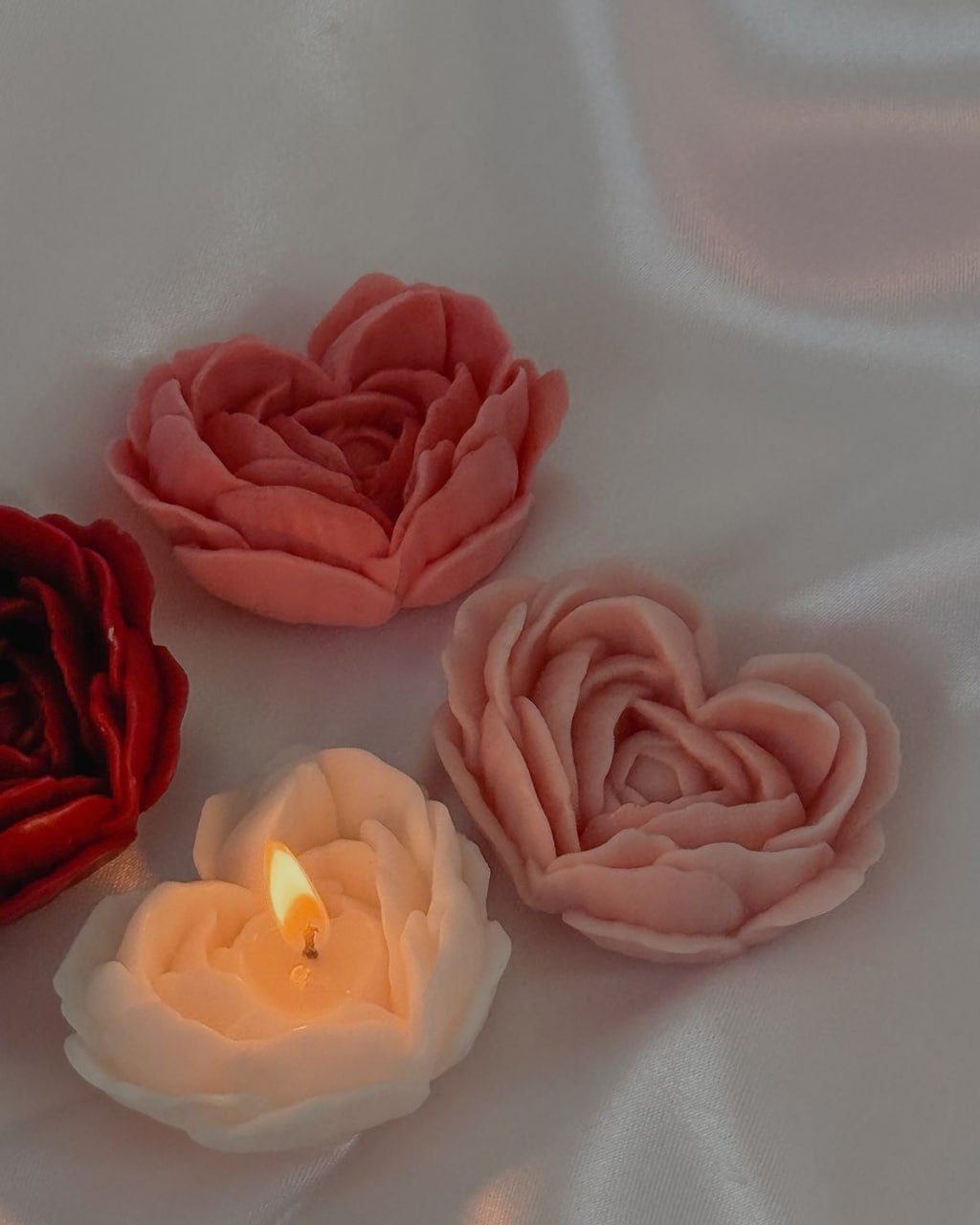 شمع دکوری رز قلبی