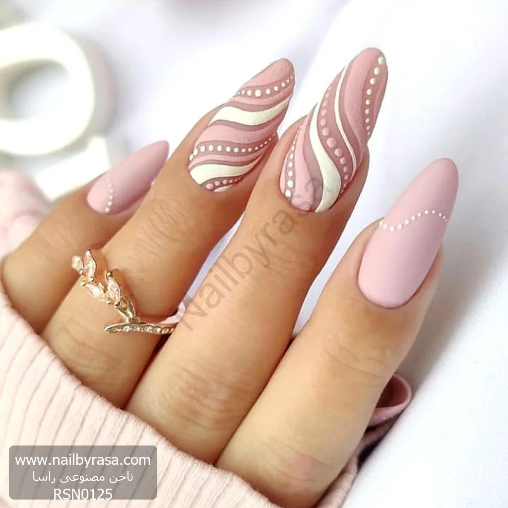 ناخن مصنوعی ژورنالی صورتی مات با طرح برجسته مواج بادامی راسا - RSN0125