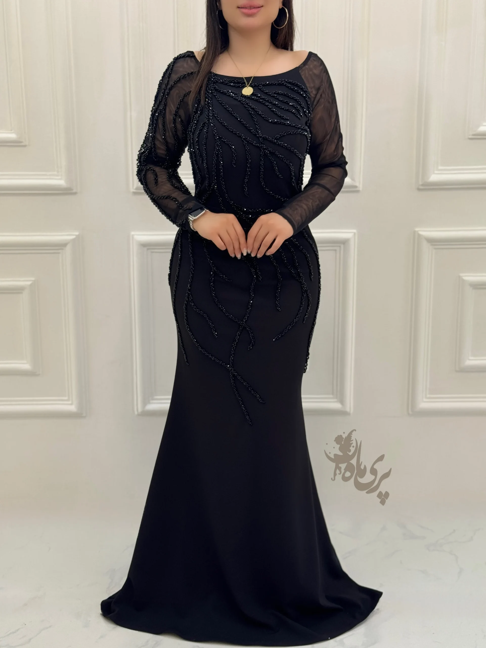 پیراهن ماکسی سنگ‌دوزی