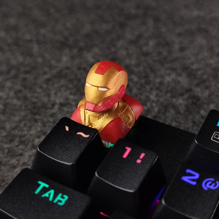 کی کپ کاستوم مرد آهنی (ironman) از کالکشن مارول و دیسی(marvel and dc) کد 0615