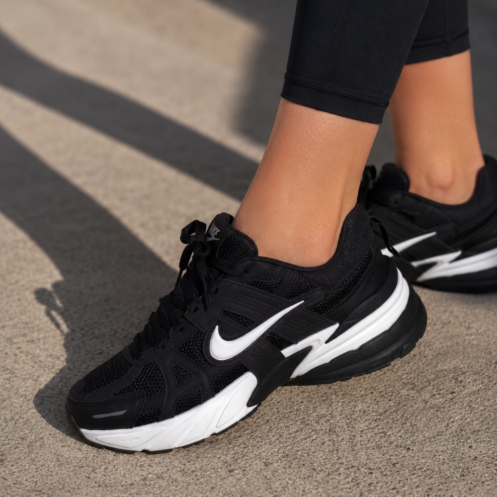 کتونی زنانه Nike مدل V2K رنگ مشکی (hm) کد SH465