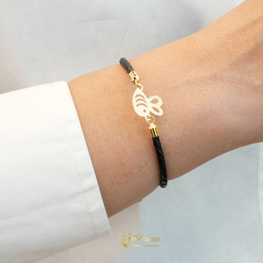 دستبند چرم و طلا زنبور B277