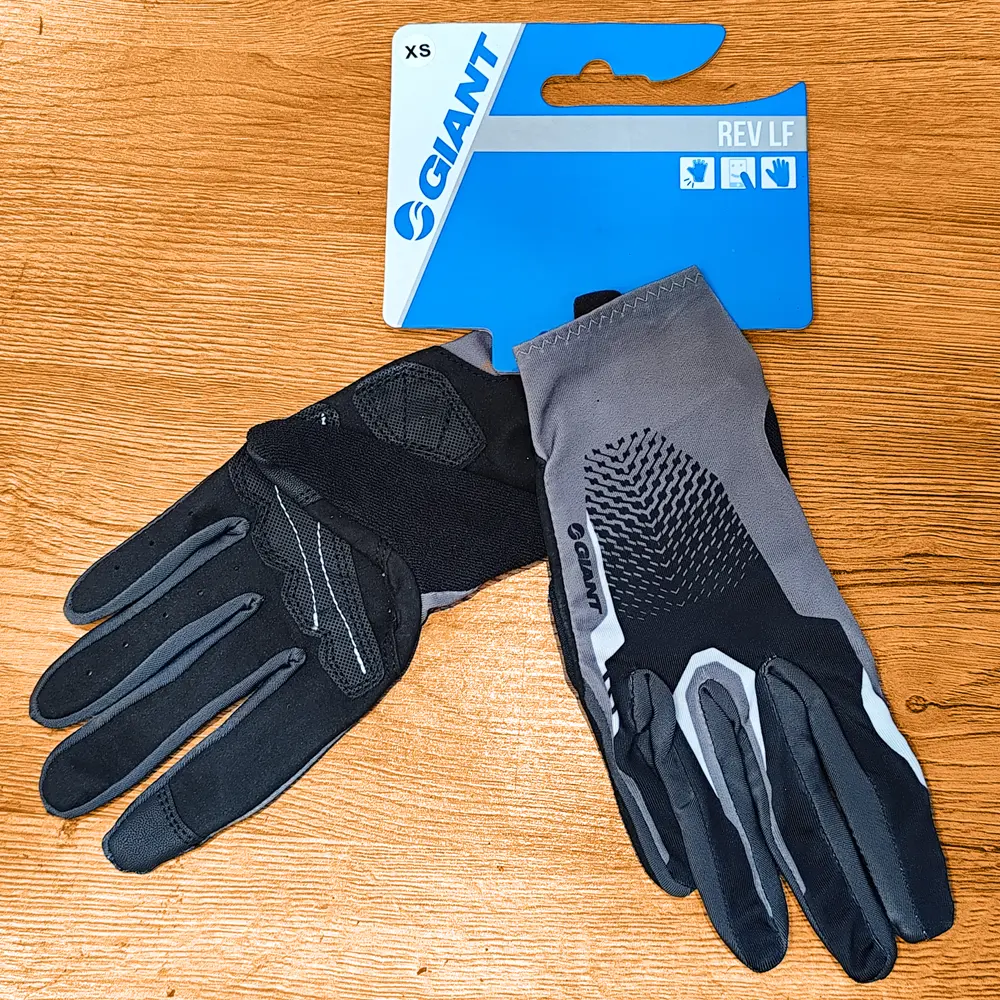 دستکش دوچرخه سواری Giant Cycling Gloves REV سایز XS مشکی خاکستری