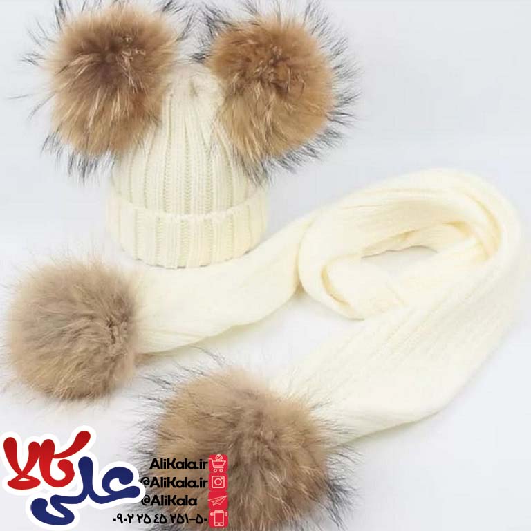 کلاه بافت دو پوم با شال گردن کوچک
