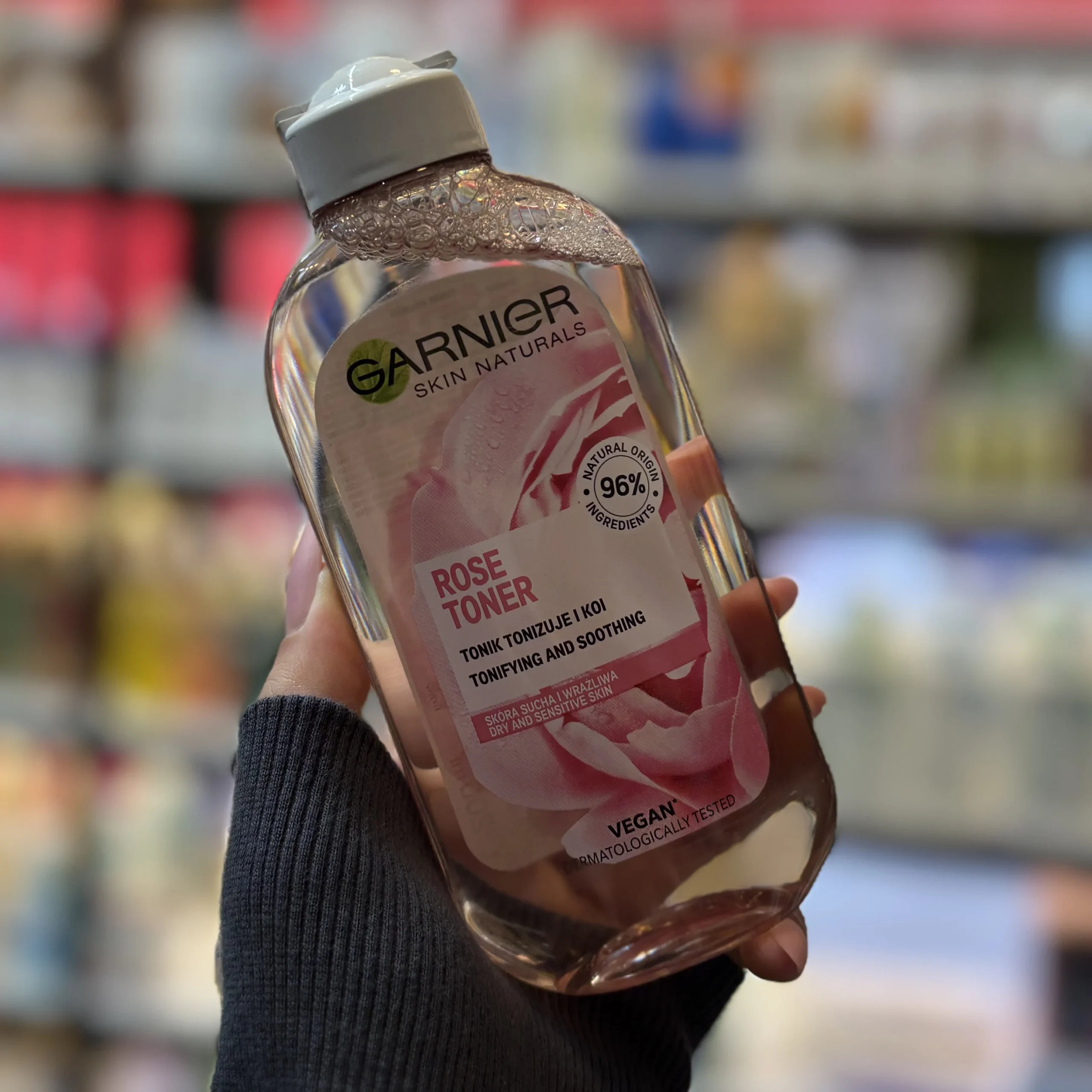 تونر صورت گارنیر مدل Rose Toner مناسب پوست خشک و حساس