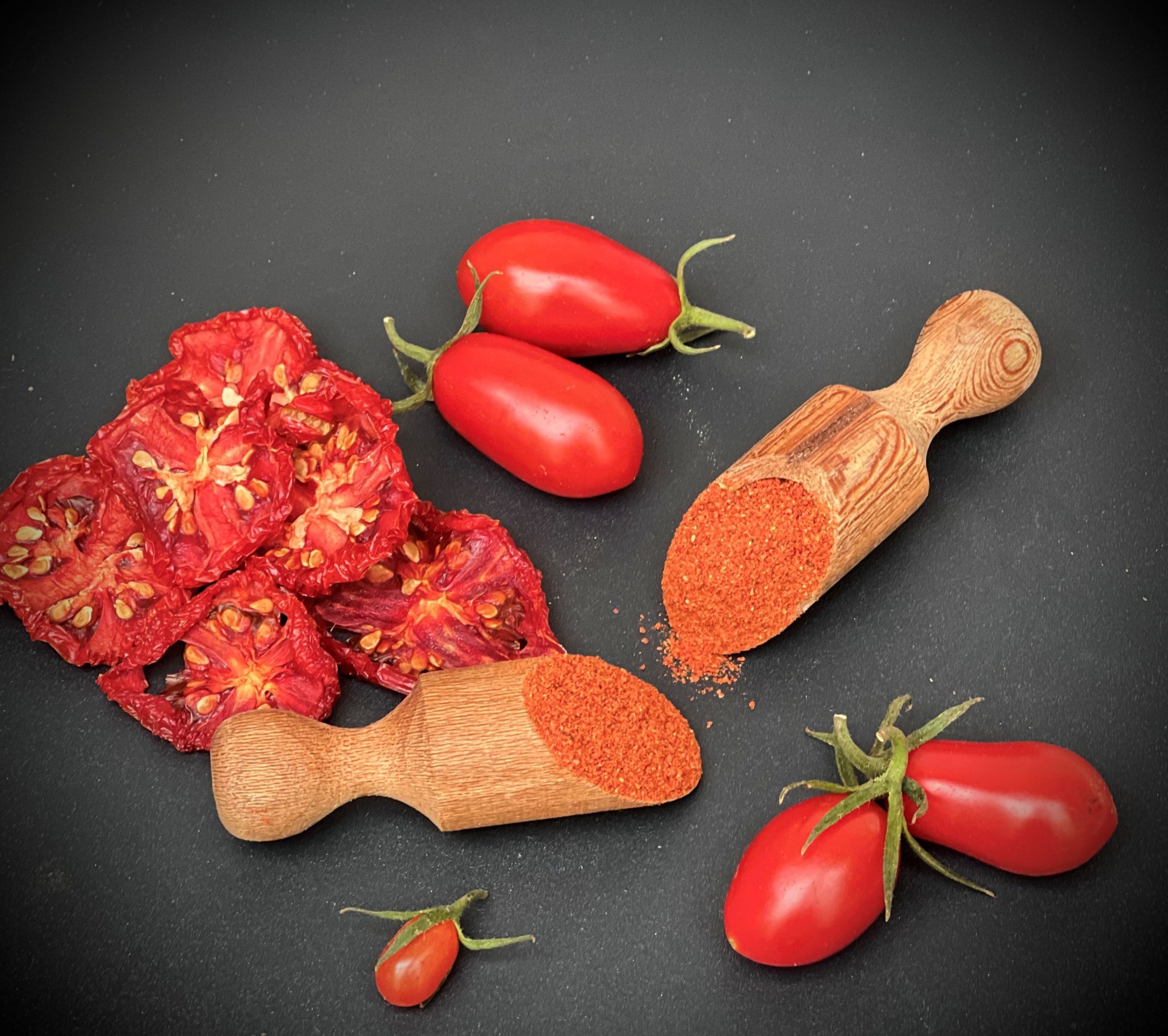 پودر گوجه فرنگی